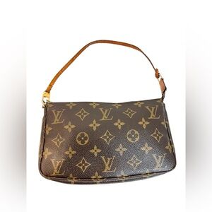 LOUIS VUITTON Monogram Pochette Accessories